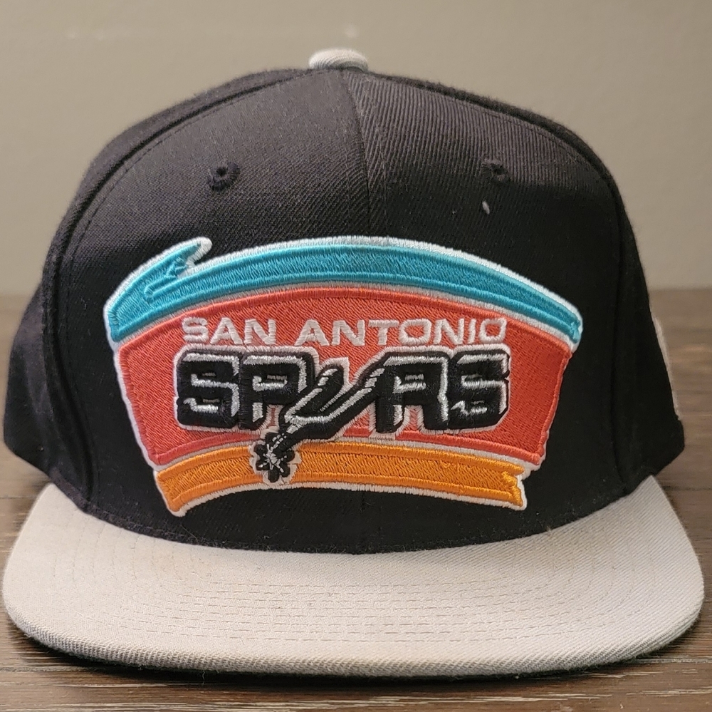 Mitchell & Ness San Antonio Spurs Snapback